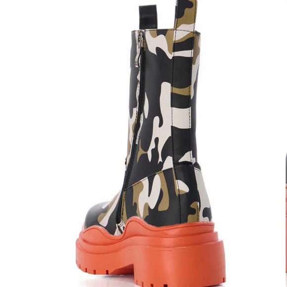 Callie Lives Miz Azalea Wang Camo Tangerine Rain Bootie 8 8.5 - Picture 8 of 10